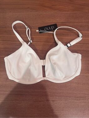 Cuup Women's White Underwire Swim Top